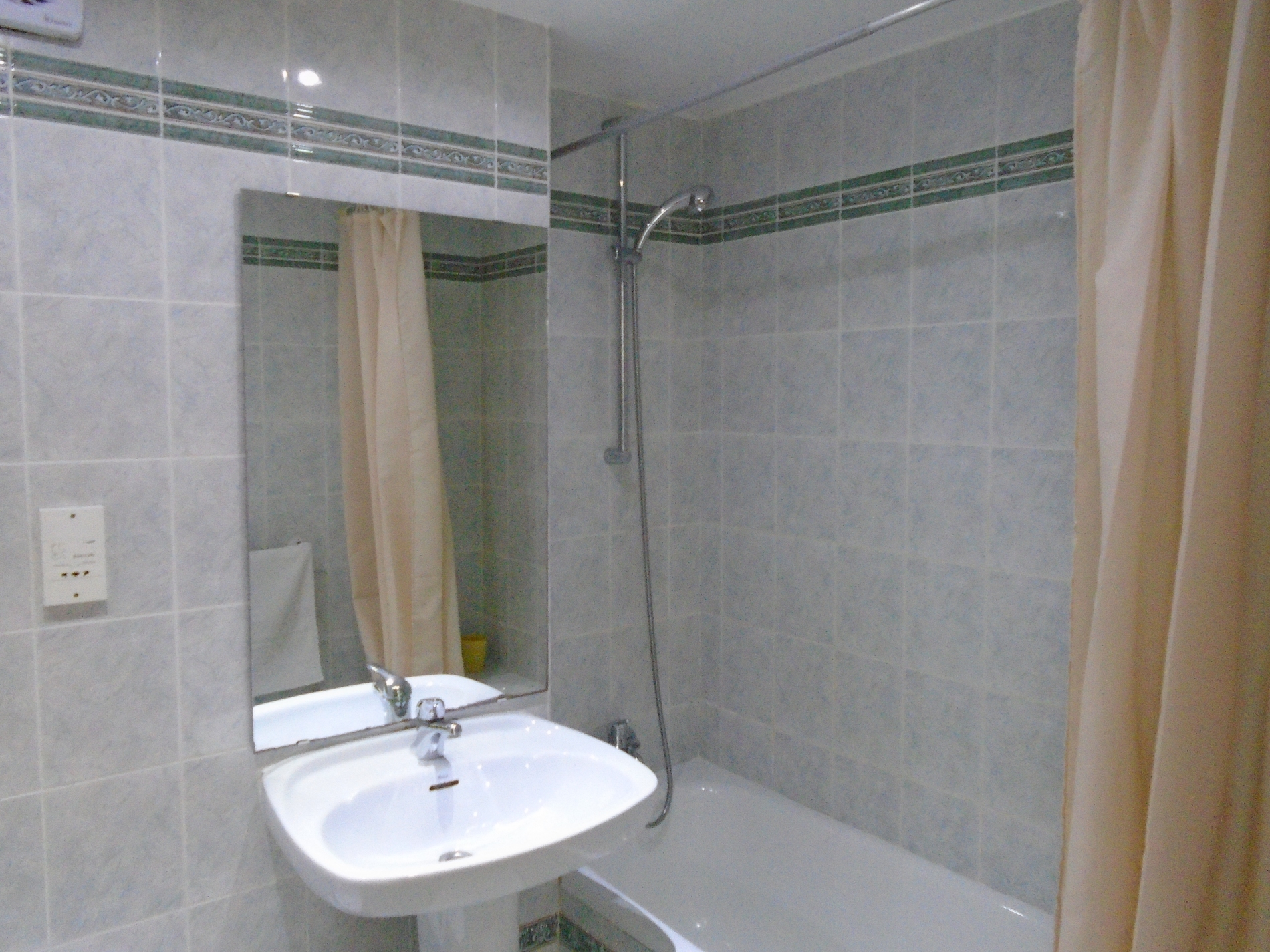 PG10935 Apartment Watergardens Property Gibraltar