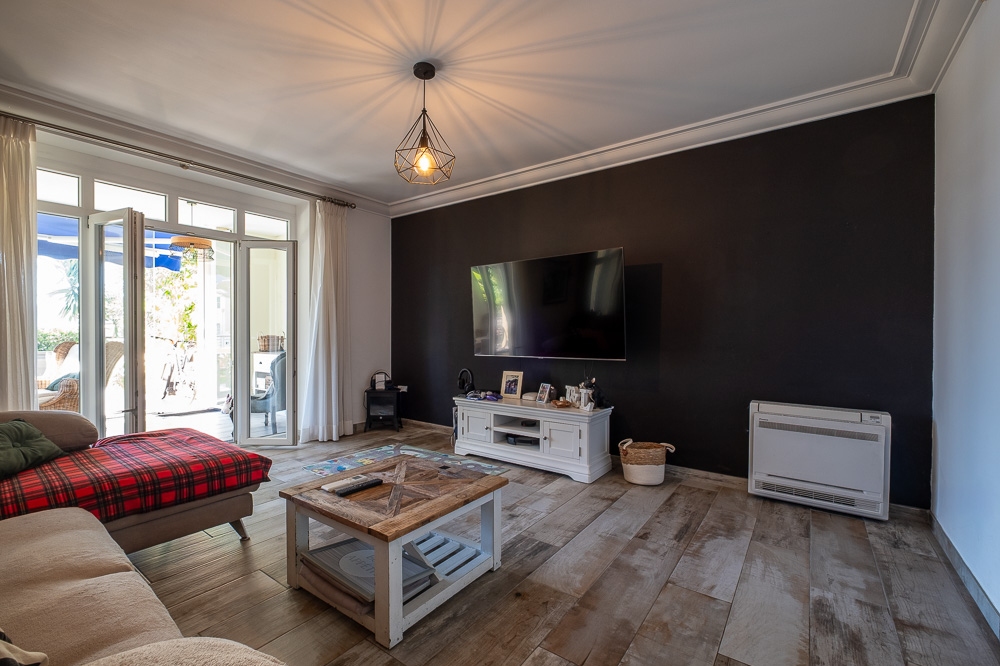 Queensway Quay - Cormorant Wharf Image