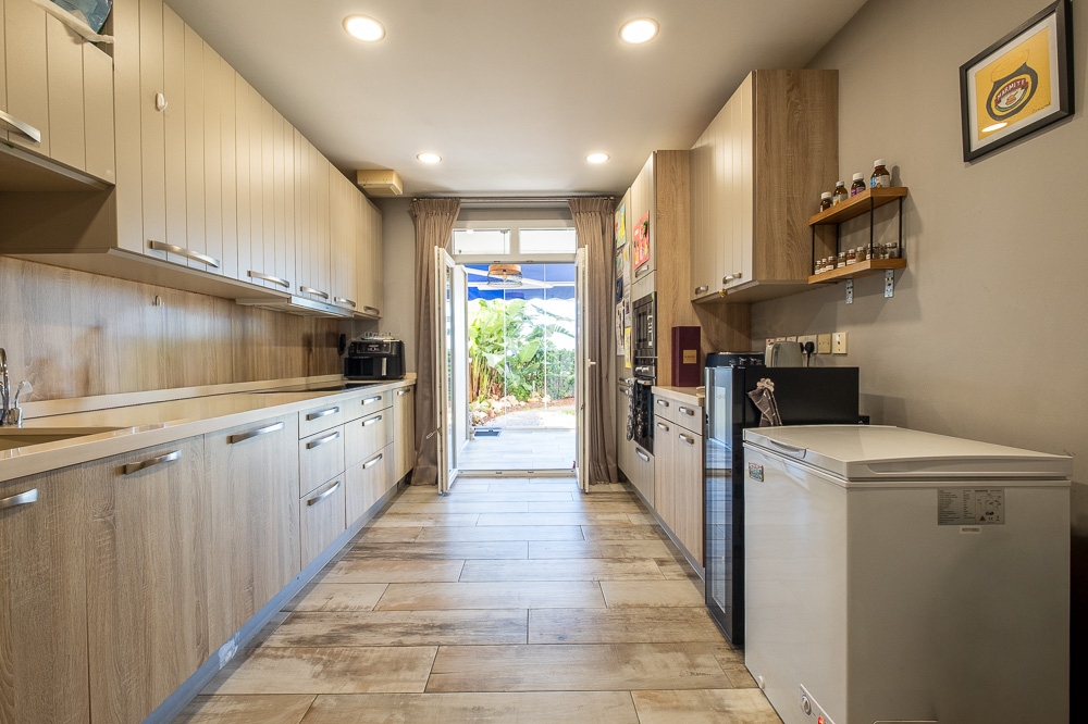 Queensway Quay - Cormorant Wharf Image