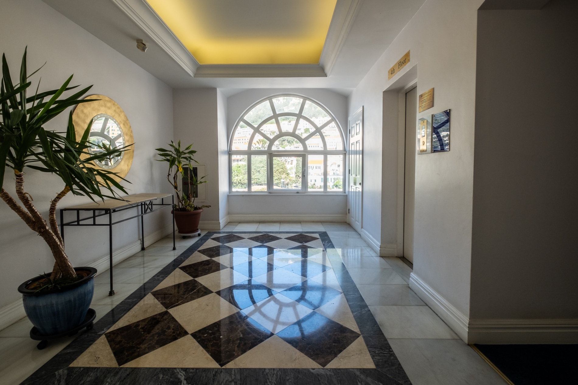 Queensway Quay - Ragged staff wharf Image