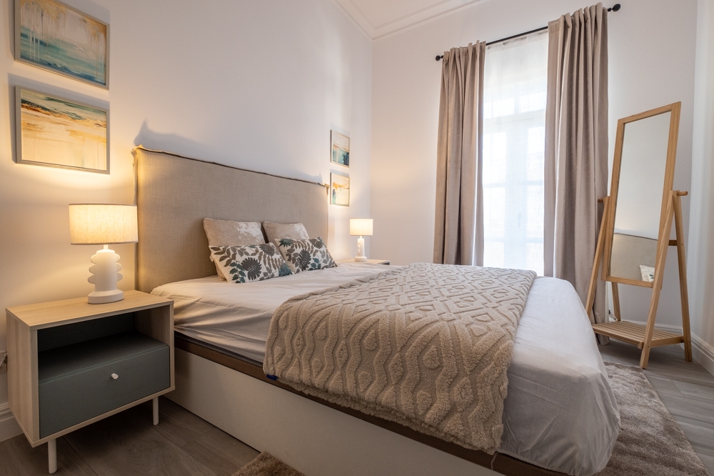 Queensway Quay - Ragged staff wharf Image