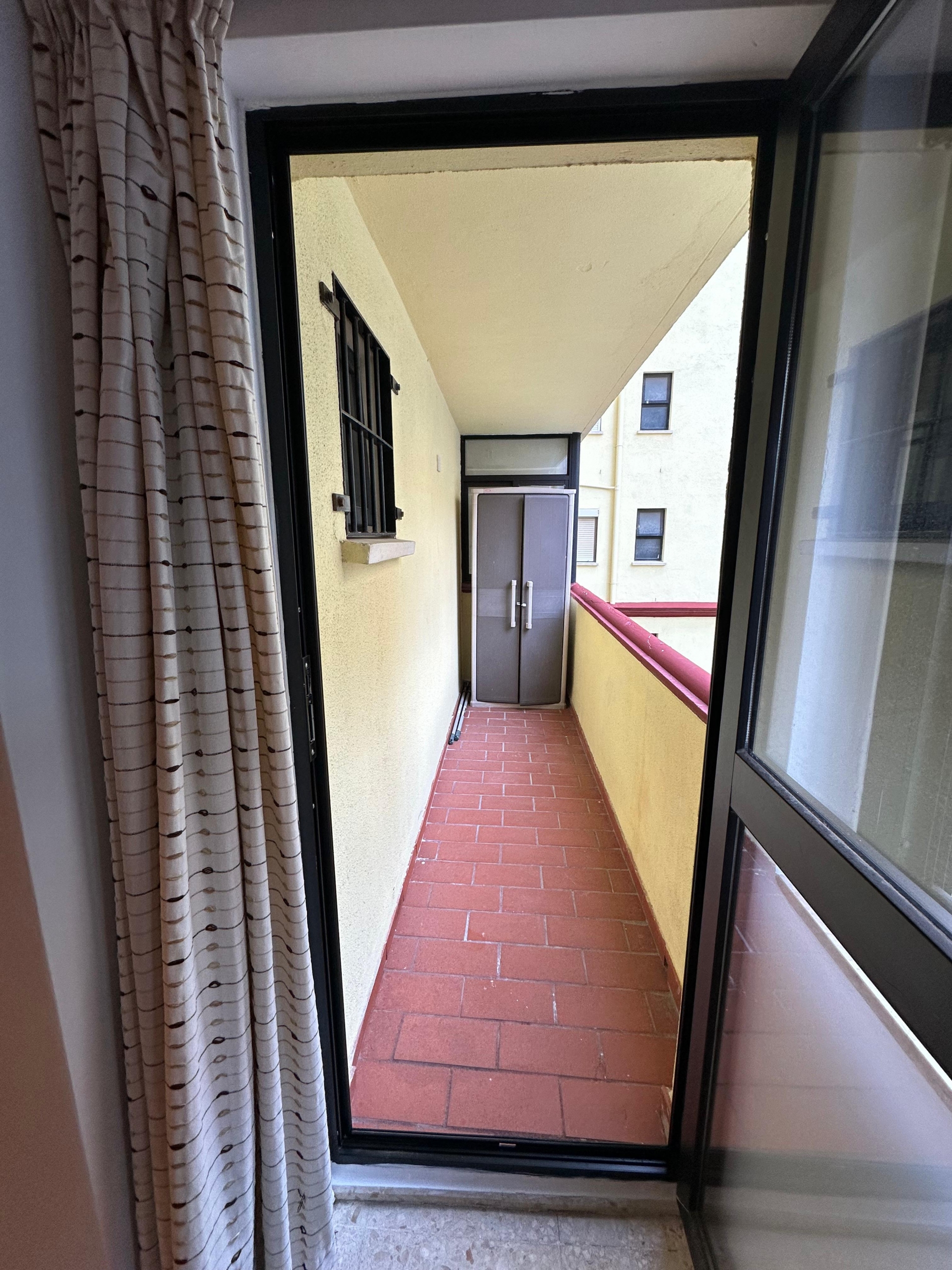 Devils Tower Road Image