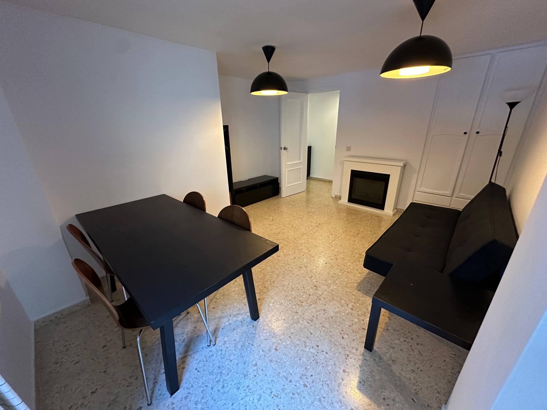 Devils Tower Road Image